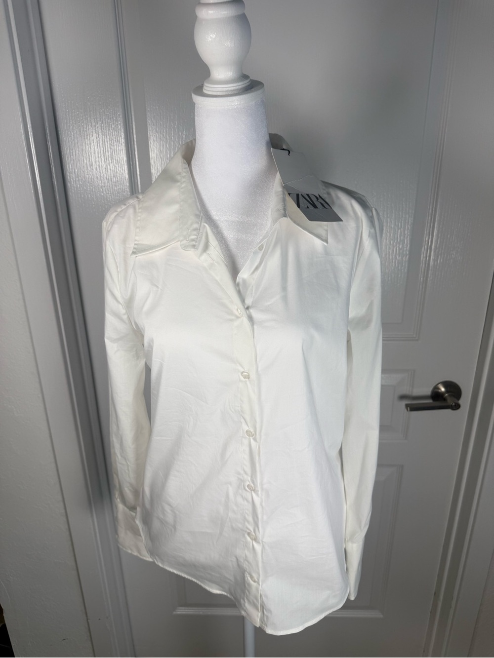 Zara Crisp White Classic Button-Down Shirt (045)